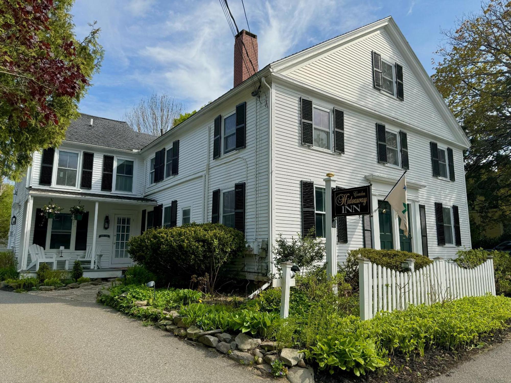 Hideaway Inn Maine Камдън Екстериор снимка